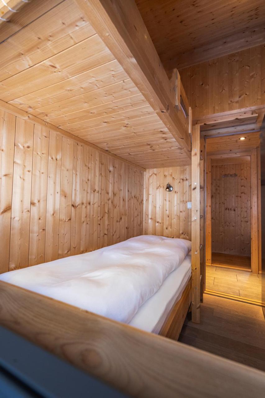 Liapark Lodge
