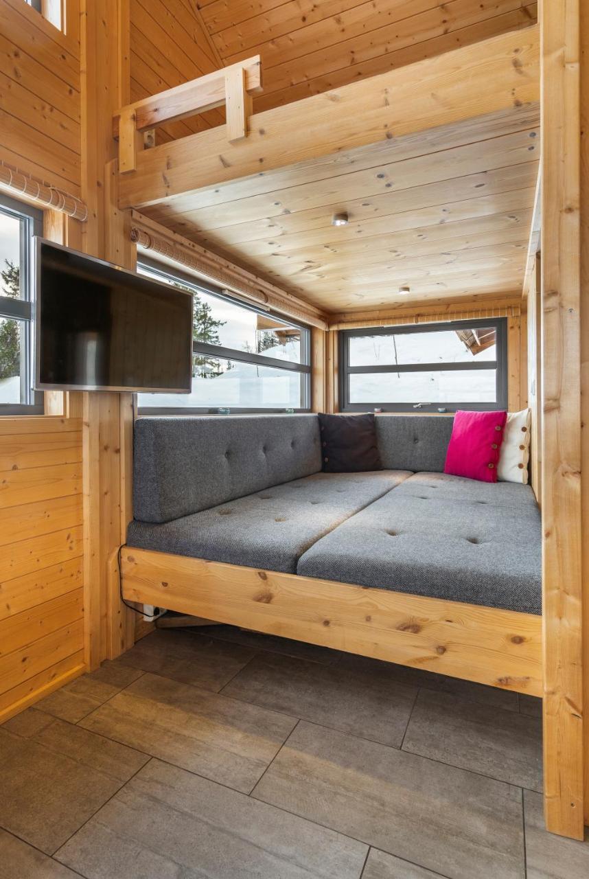 Liapark Lodge